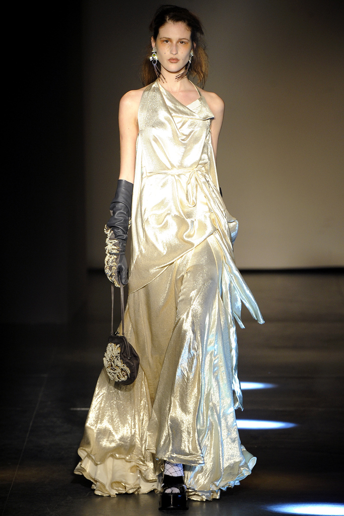 Vivienne Westwood 2012�ﶬϵ�и���ͼƬ