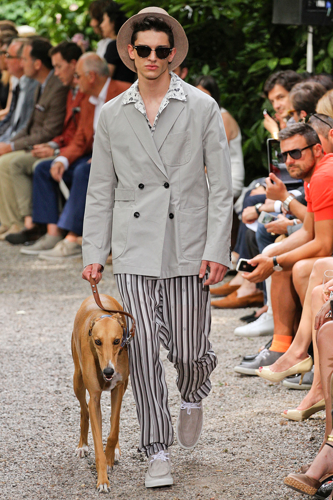 Trussardi 13������װ����ͼƬ