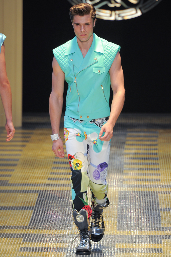 Versace 13������װ����ͼƬ