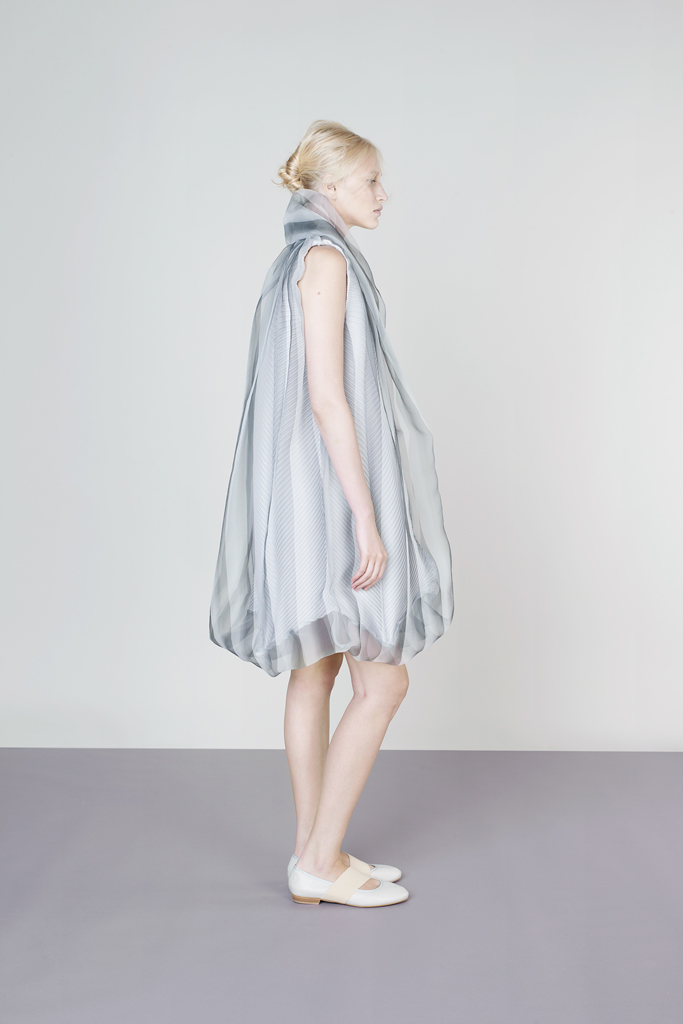 Issey Miyake 13�紺����ͼƬ