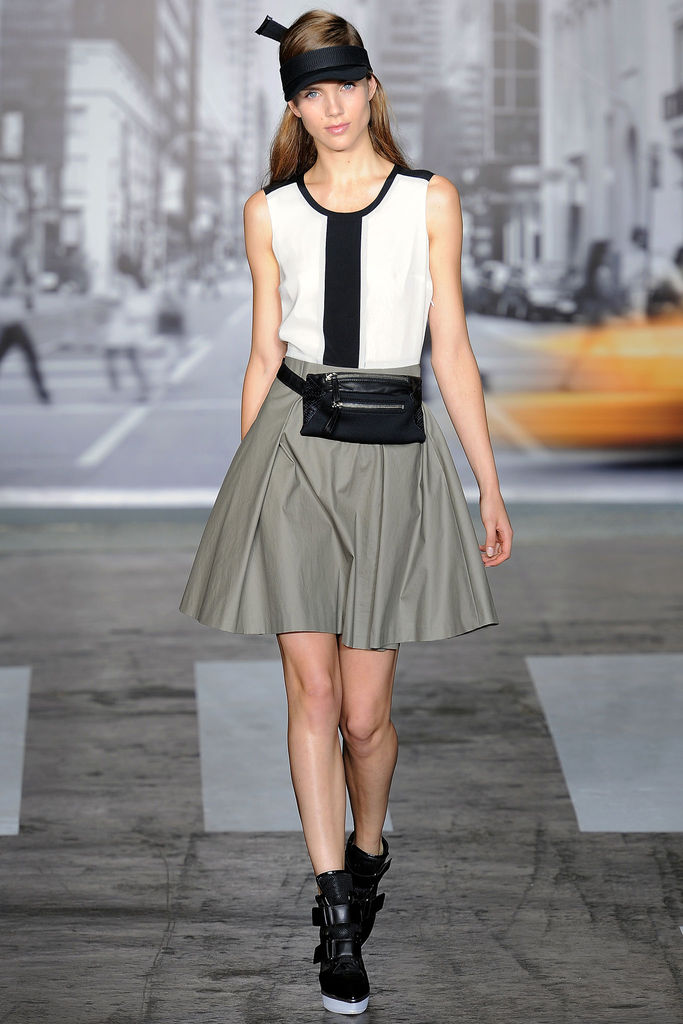 DKNY 2013�����㳡����ͼƬ