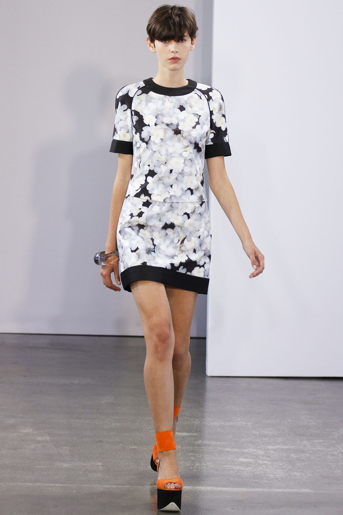 Victoria, Victoria Beckham 2013�����㳡����ͼƬ