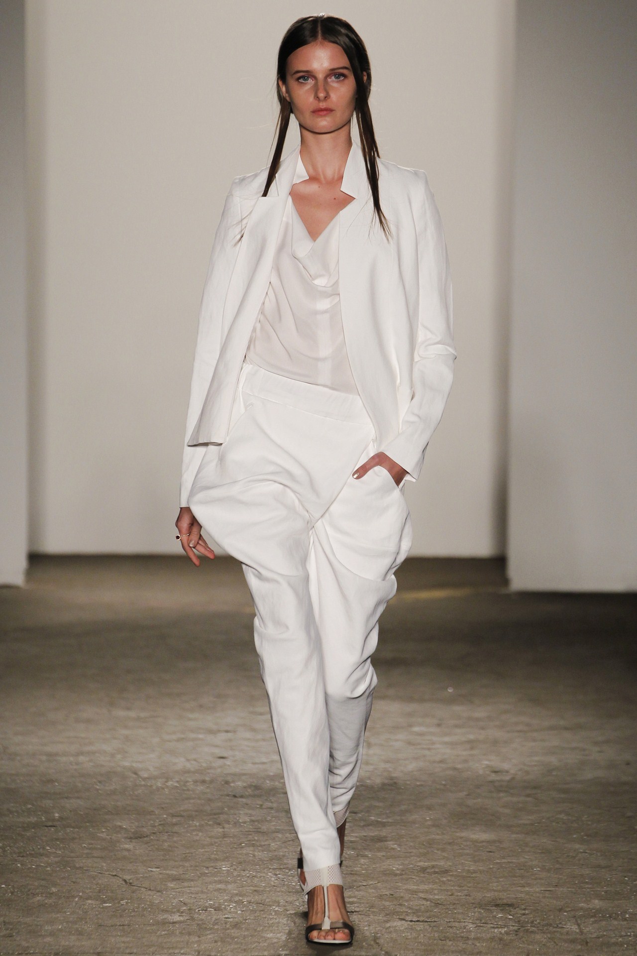 Zero + Maria Cornejo 2013�����㳡����ͼƬ