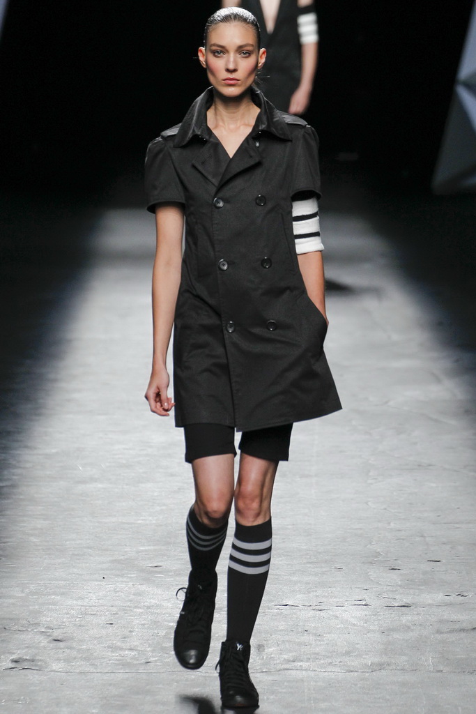 Y-3 2013�����㳡����ͼƬ