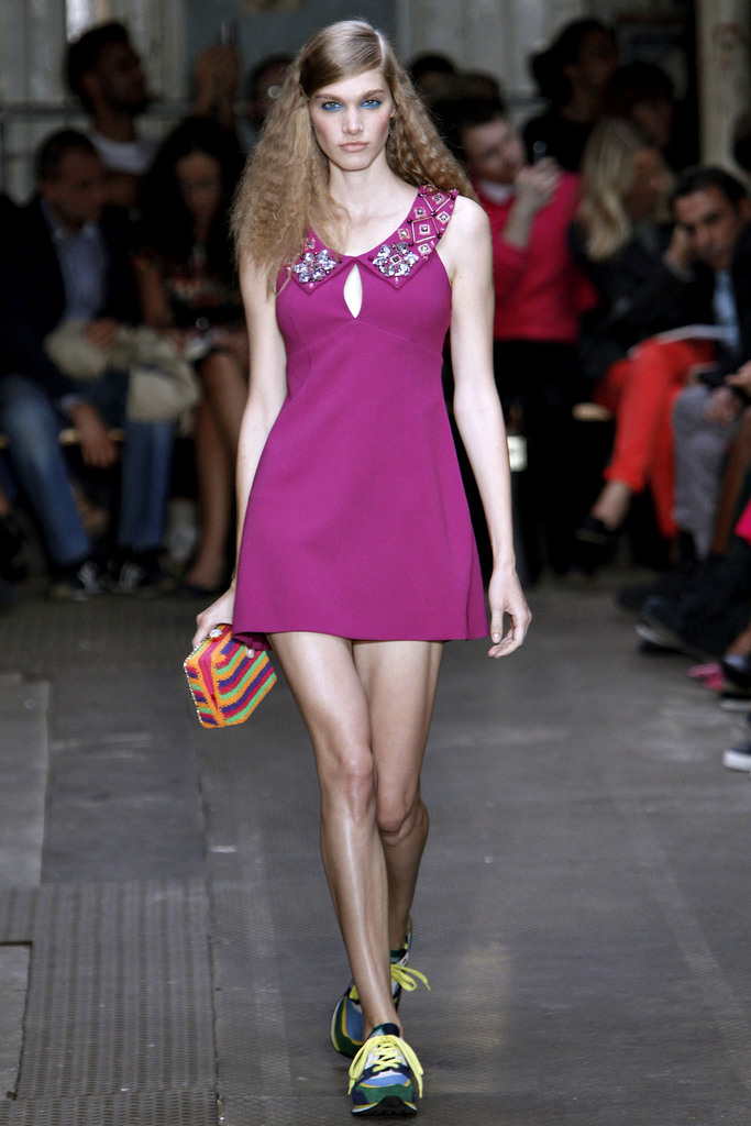 Moschino Cheap And Chic 2013�����㳡����ͼƬ