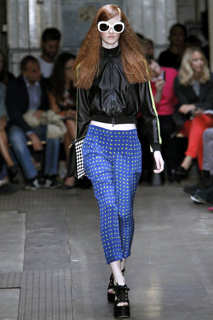 Moschino Cheap And Chic 2013�����㳡����ͼƬ