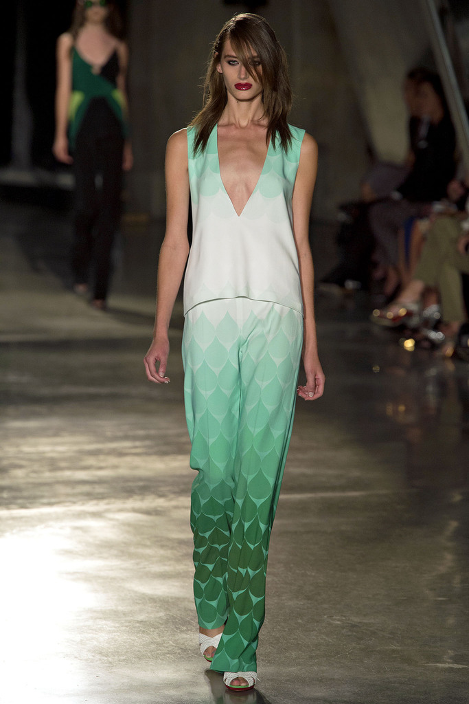 Jonathan Saunders 2013�����㳡����ͼƬ