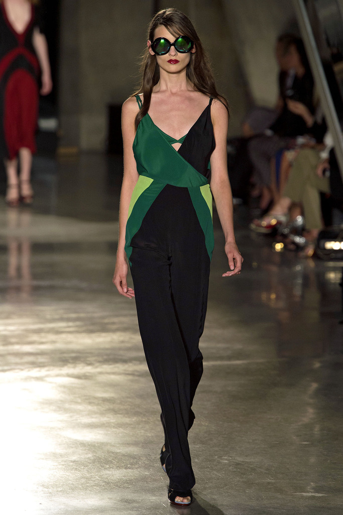 Jonathan Saunders 2013�����㳡����ͼƬ
