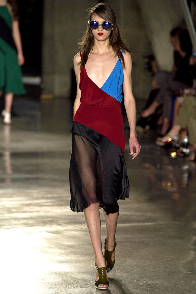 Jonathan Saunders 2013�����㳡����ͼƬ