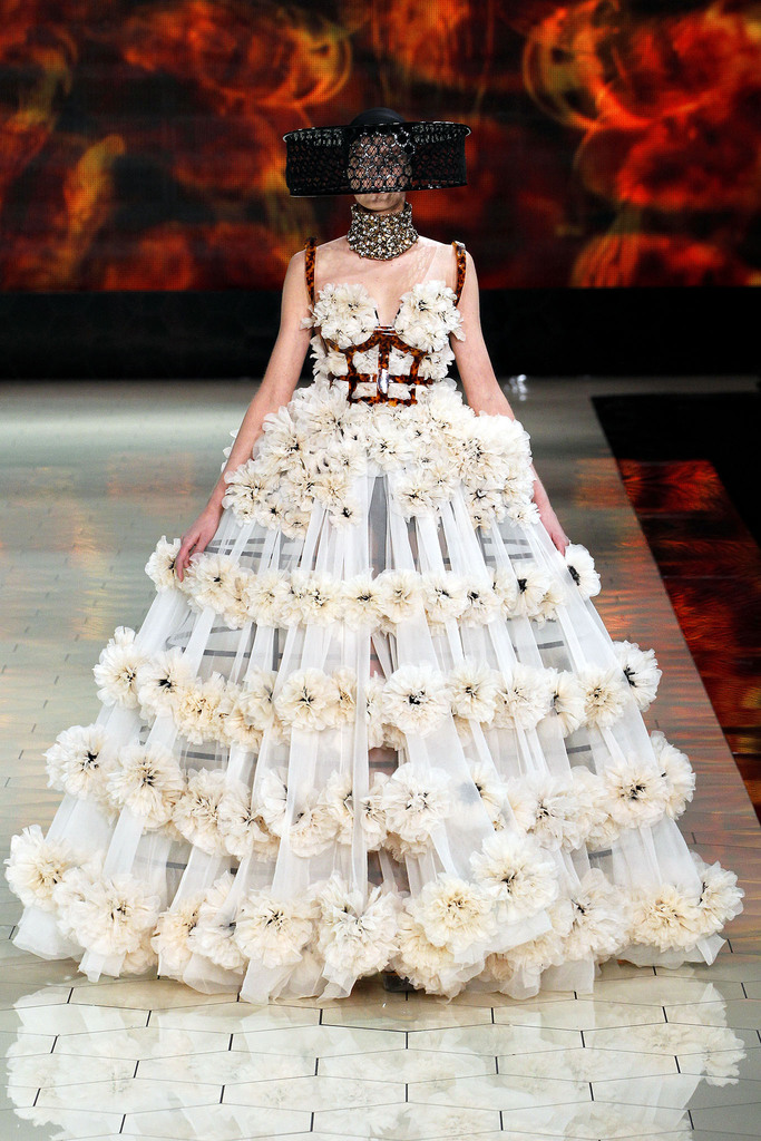 Alexander McQueen 2013�����㳡����ͼƬ