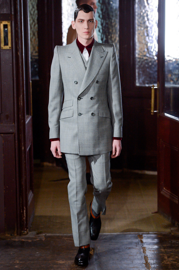 Alexander McQueen 2013�ﶬ��װ�㳡ͼ������ͼƬ