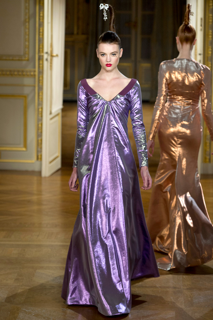 Alexis Mabille 2012�ﶬ�߼������㳡ͼ������ͼƬ