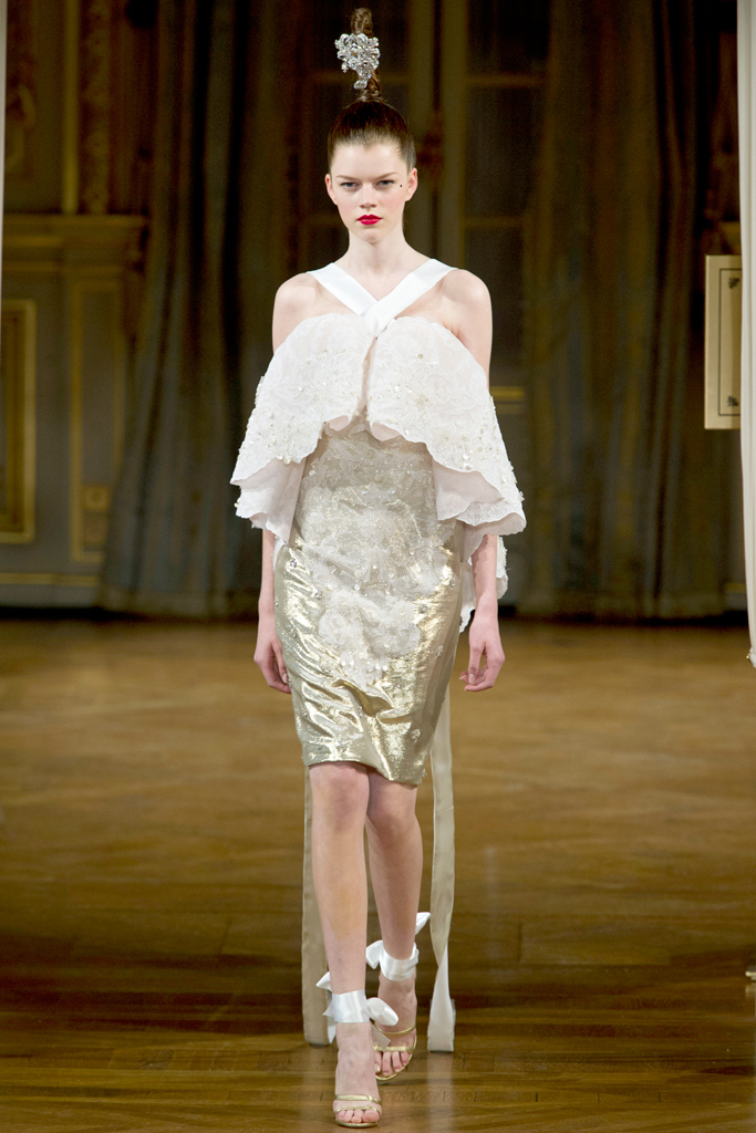 Alexis Mabille 2012�ﶬ�߼������㳡ͼ������ͼƬ