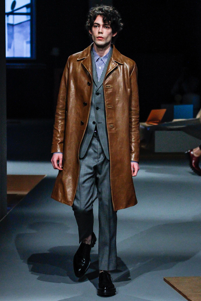 Prada 2013�ﶬ��װ�㳡ͼ������ͼƬ