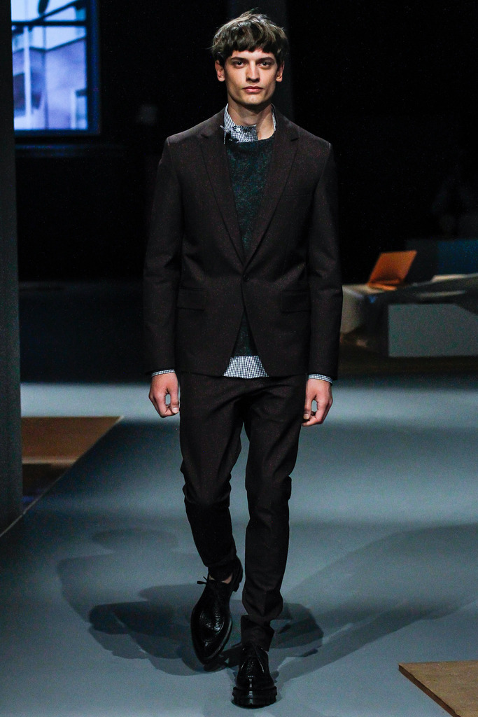 Prada 2013�ﶬ��װ�㳡ͼ������ͼƬ