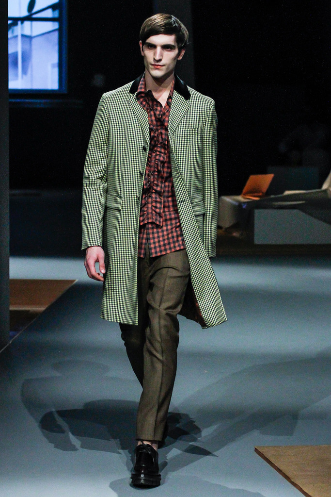 Prada 2013�ﶬ��װ�㳡ͼ������ͼƬ