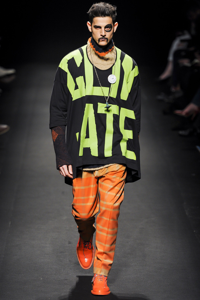 Vivienne Westwood 2013�ﶬ��װ�㳡ͼ������ͼƬ