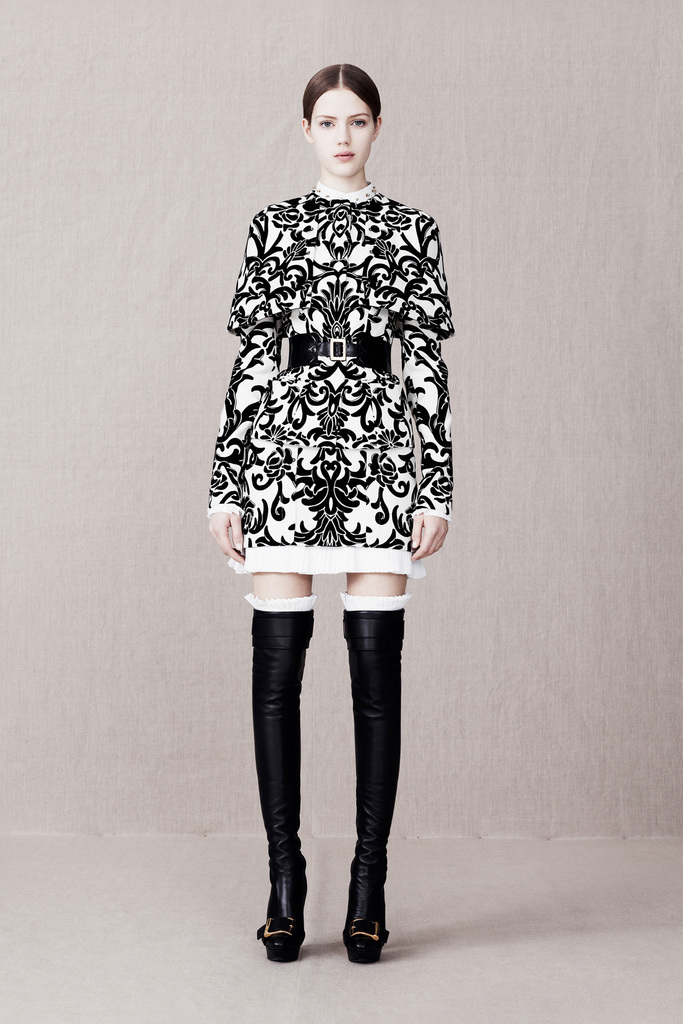 Alexander McQueen 2013�����㳡ͼ������ͼƬ