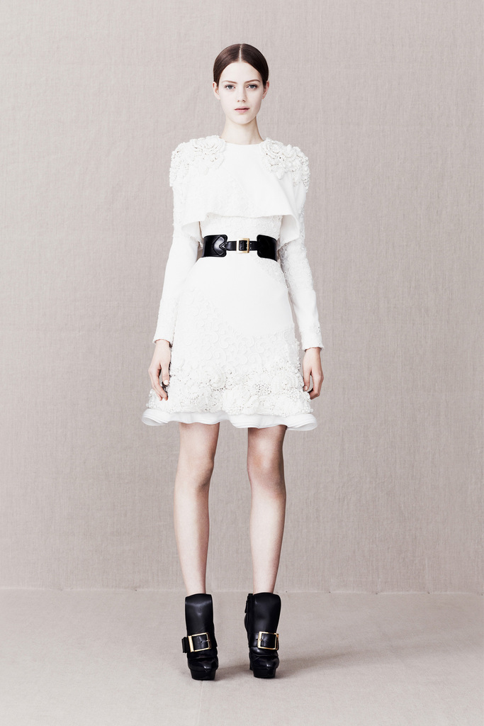 Alexander McQueen 2013�����㳡ͼ������ͼƬ
