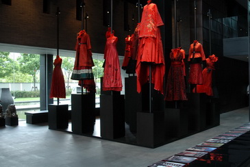 ���˩q�� Shiatzy Chen �й��ܲ�