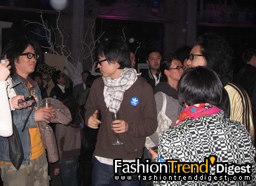 adidas��Ҷ��Party