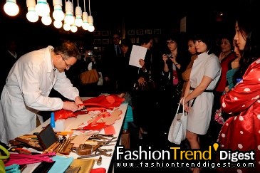 Ferragamo����Ĵ���