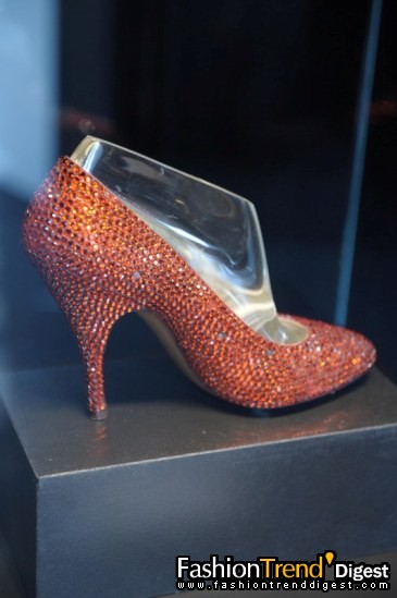 Ferragamo����Ĵ���