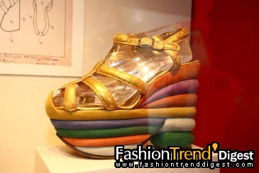 Ferragamo����Ĵ���