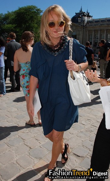 09���İ�����װ�㳡�����