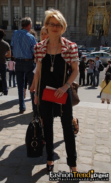 09���İ�����װ�㳡�����