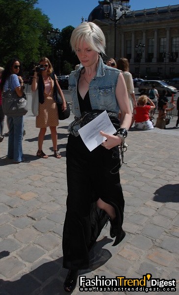 09���İ�����װ�㳡�����