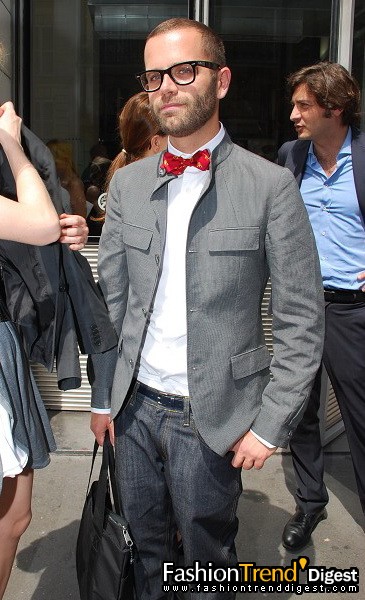 09���İ�����װ�㳡�����