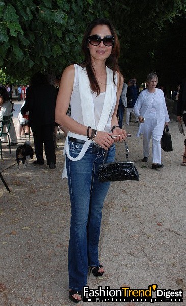 09���İ�����װ�㳡�����