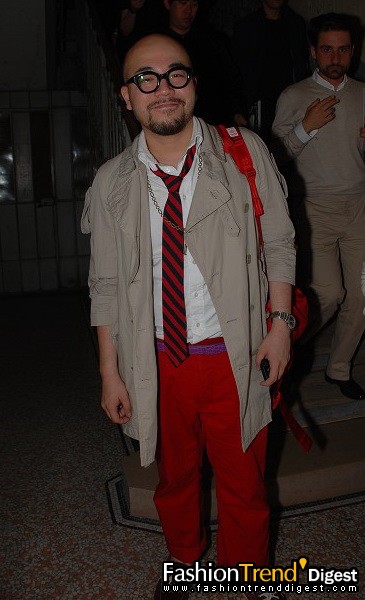 09���İ�����װ�㳡�����