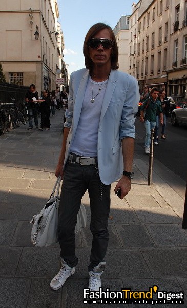 09���İ�����װ�㳡�����