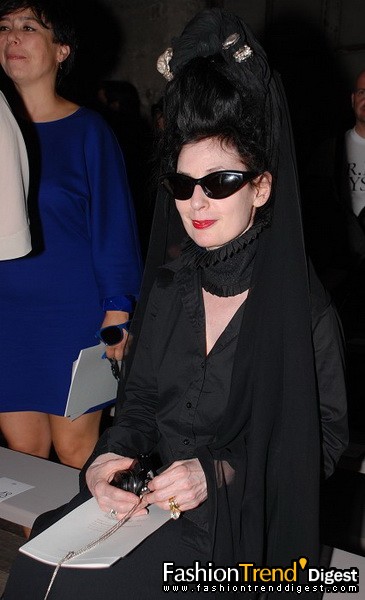 09���İ�����װ�㳡�����