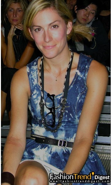 09����ŦԼʱװ�ܳ�������