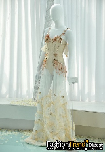 CRYSTALLIZED���ʦƷ�ƻ�ɴչ