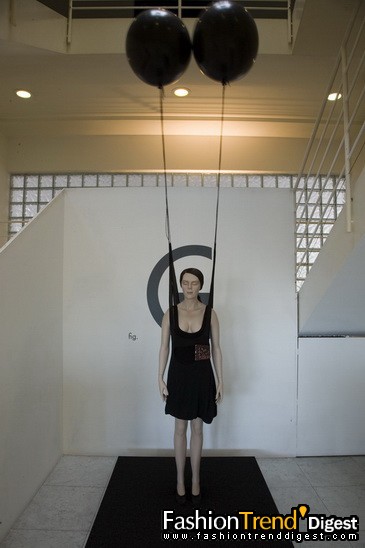 Hussein Chalayan���չ