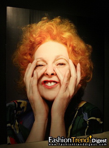 Vivienne Westwood����Ѳ��ʱװչ���վ