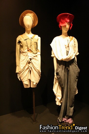 Vivienne Westwood����Ѳ��ʱװչ���վ