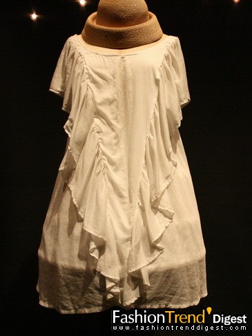 Vivienne Westwood����Ѳ��ʱװչ���վ