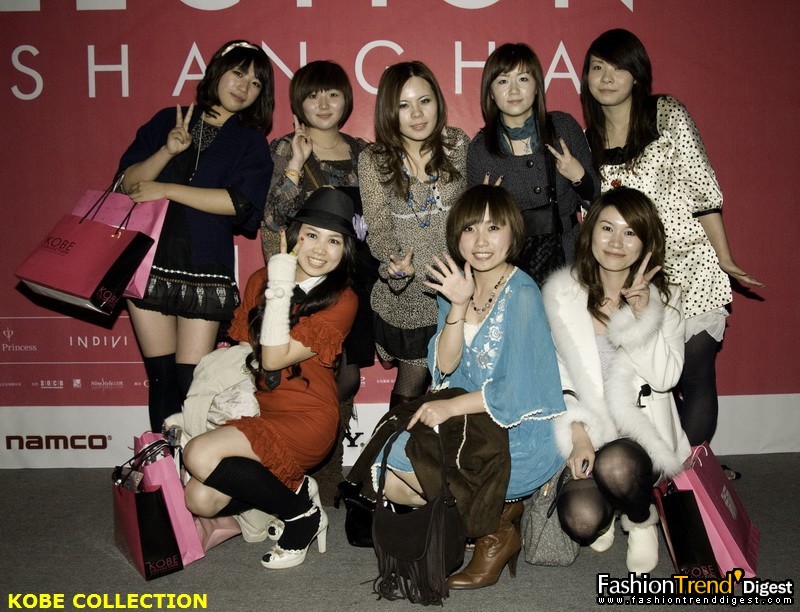 参加当日活动的女孩们 