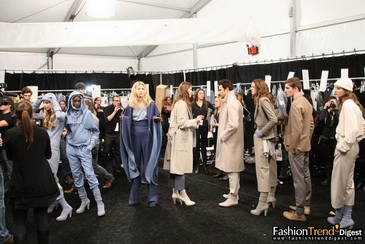 0910�ﶬLacoste�㳡��̨