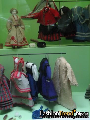 �������ʱ��Ůװ�����չ��