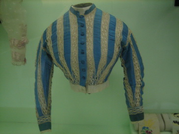 �������ʱ��Ůװ�����չ��