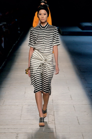 ��6+ �������ա�չ����ʦ����