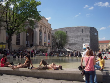 άҲ�ɵ��߽�Modepalastչʾ��