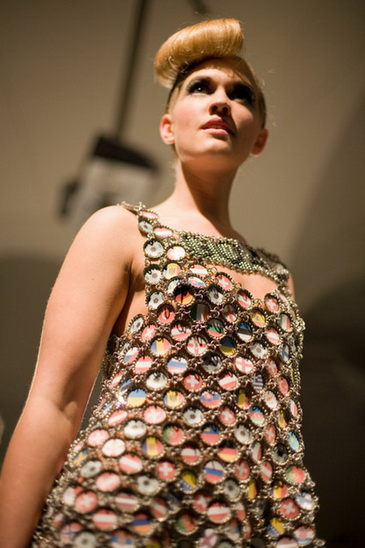 άҲ�ɵ��߽�Modepalastչʾ��