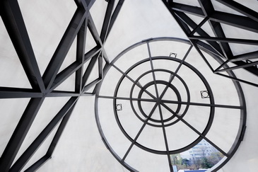 Prada�׶�Transformerչ��